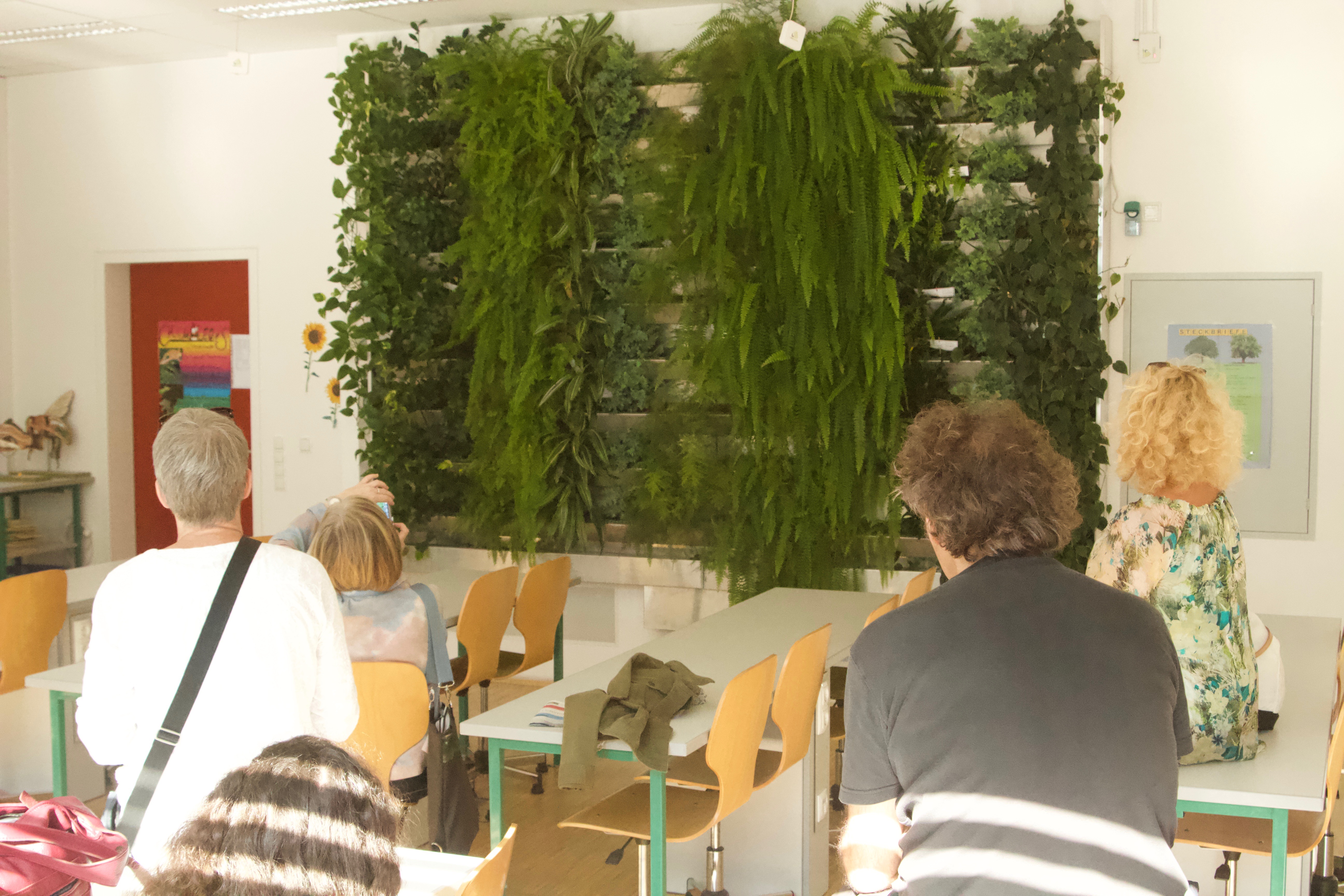 GZS_Open House Vernetzung_Kleingruppe bei Trogsystem